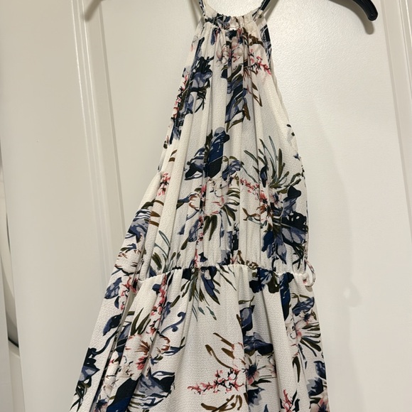 Summer Dress - Picture 2 of 4